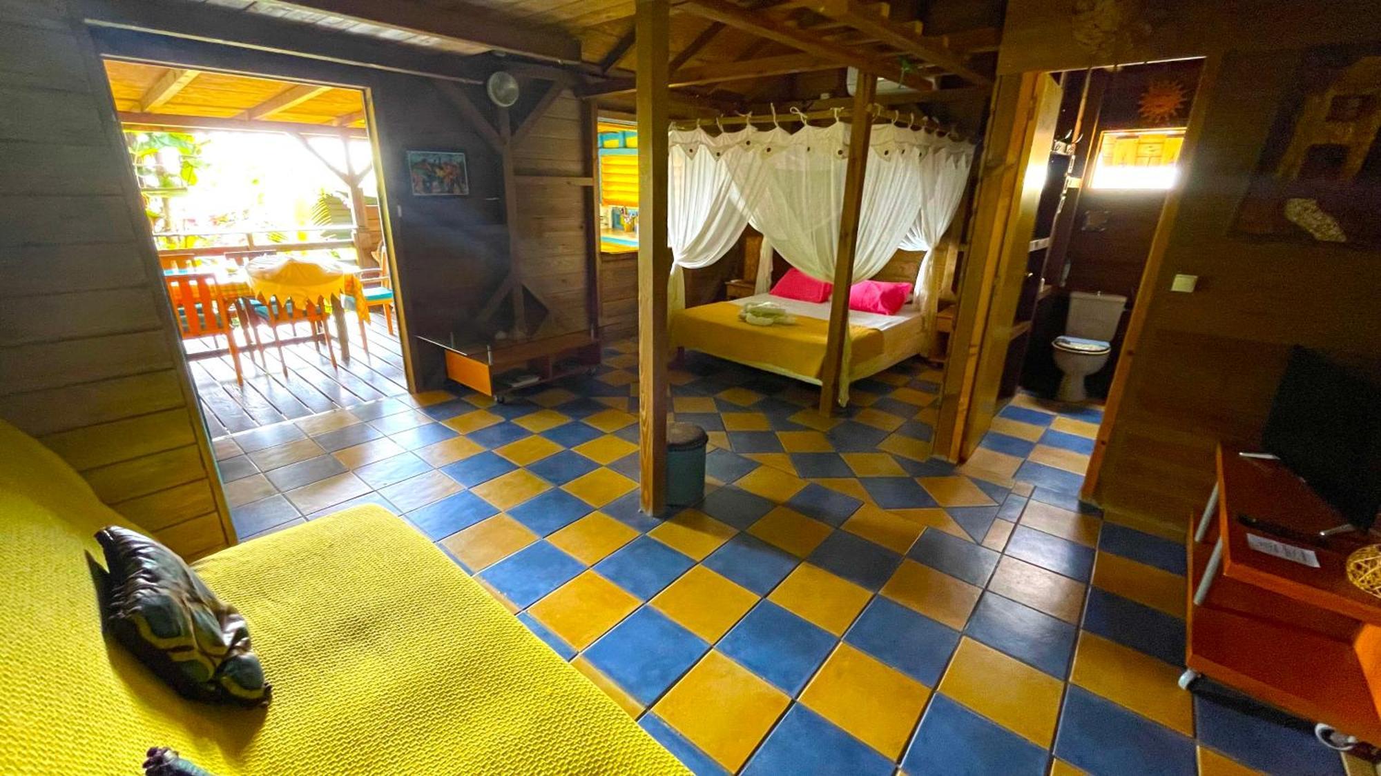Gites Les Calebassiers Deshaies Room photo